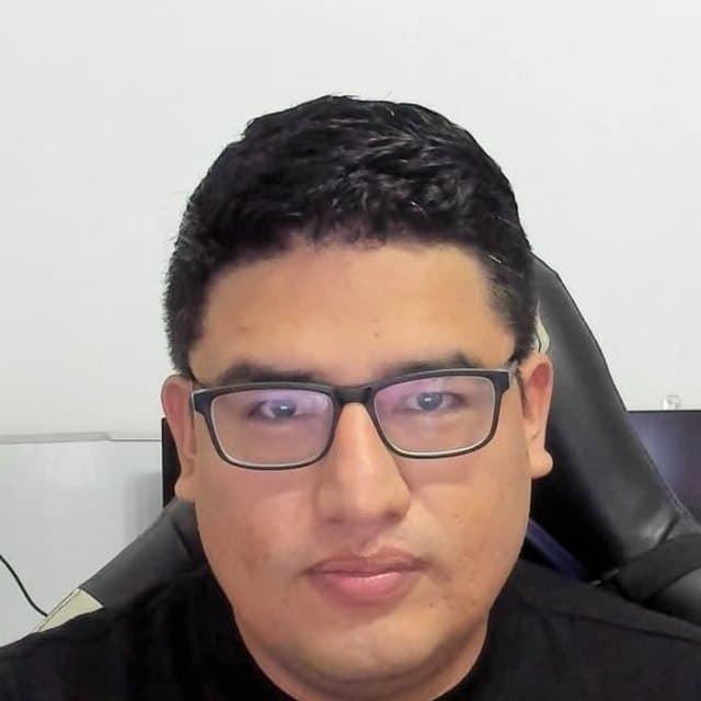 Bruno Ramirez Meza, profesor de Project Now Academia